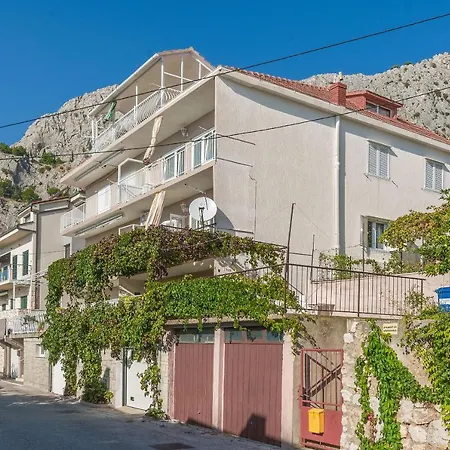 Appartamento And Tatjana Omiš